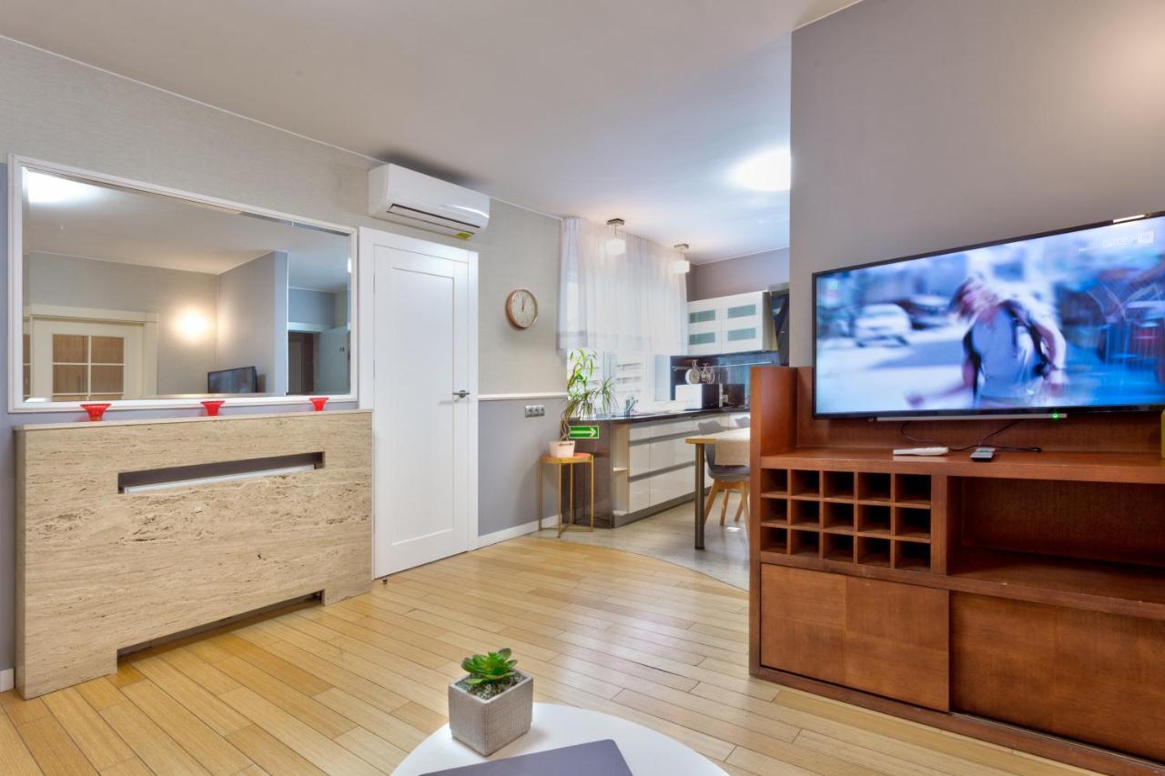 JessApart Hotel - Babka Tower Варшава Екстериор снимка