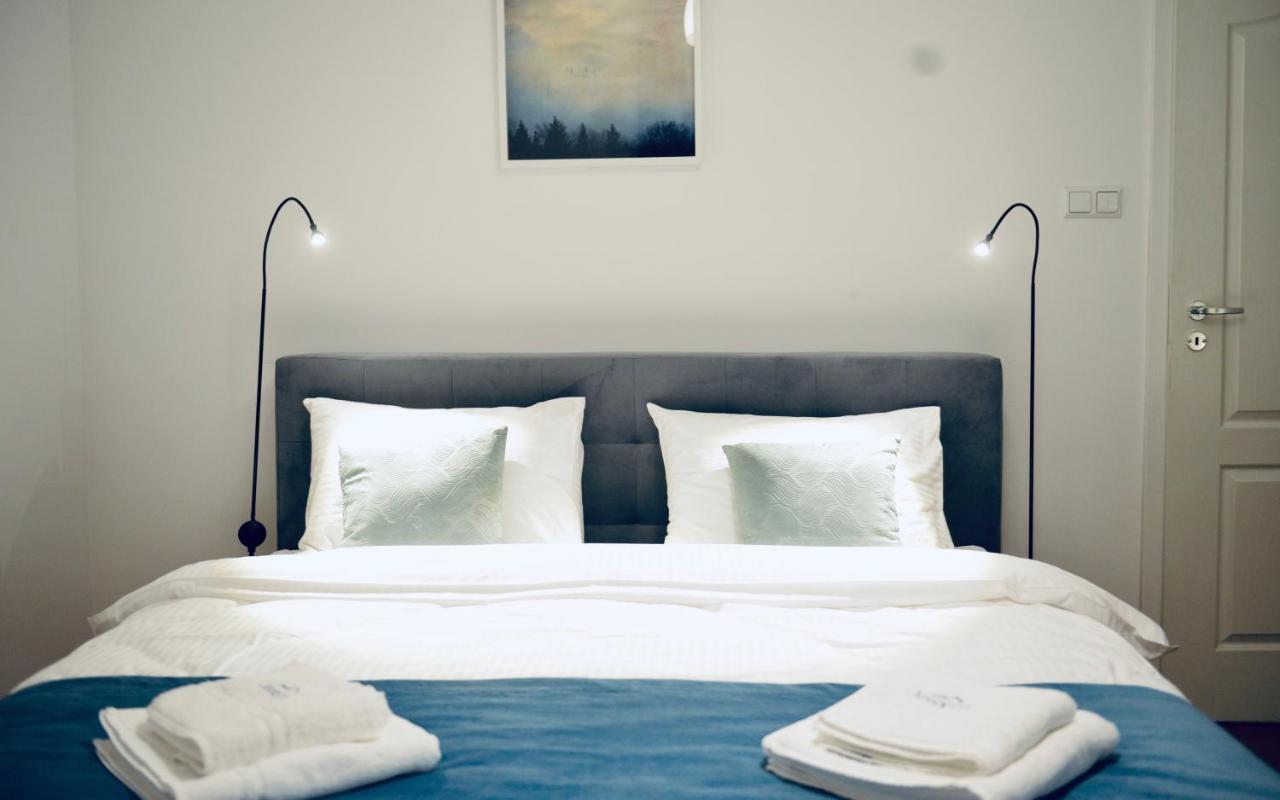 JessApart Hotel - Babka Tower Варшава Екстериор снимка