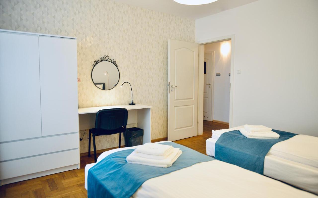 JessApart Hotel - Babka Tower Варшава Екстериор снимка