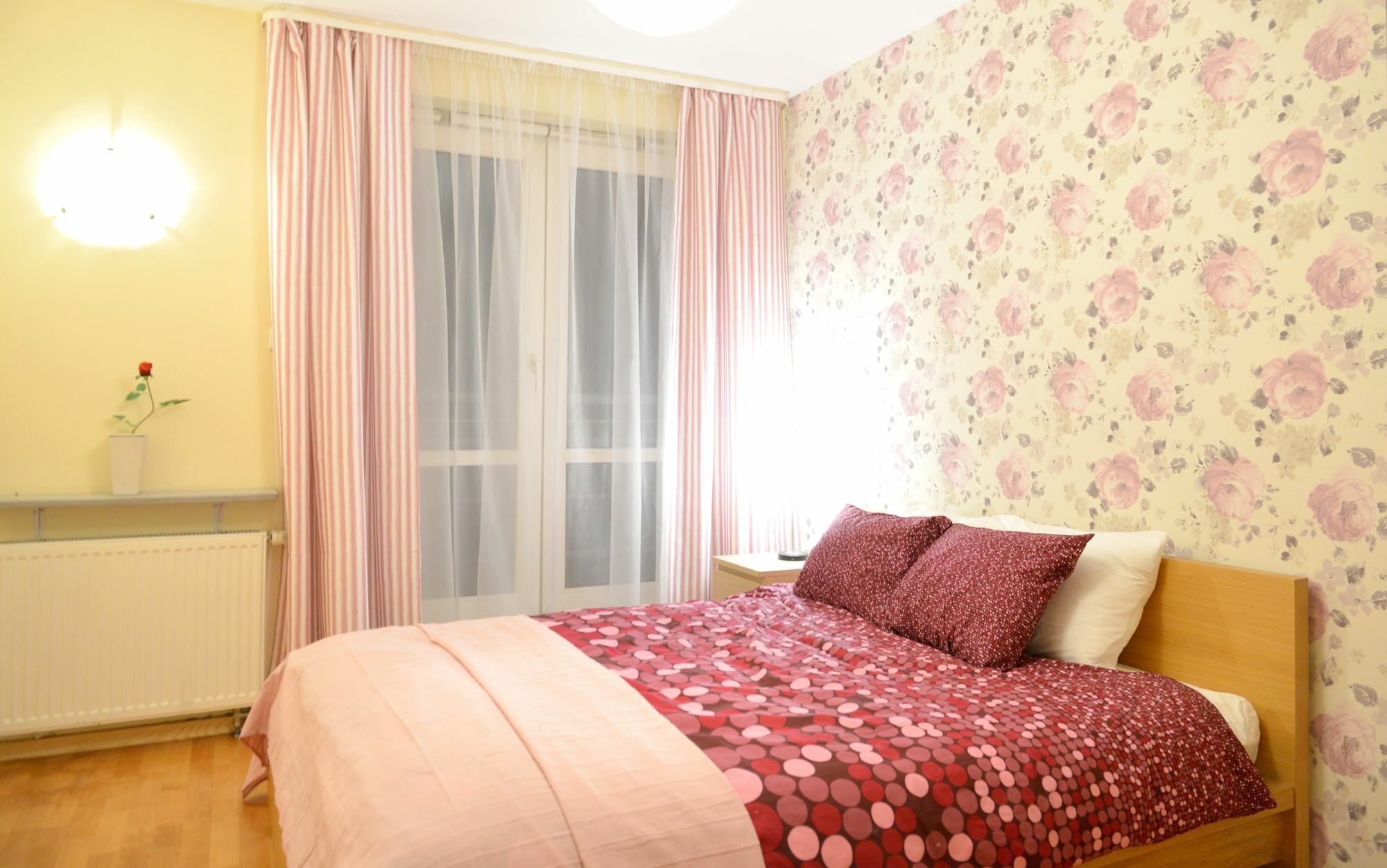 JessApart Hotel - Babka Tower Варшава Екстериор снимка
